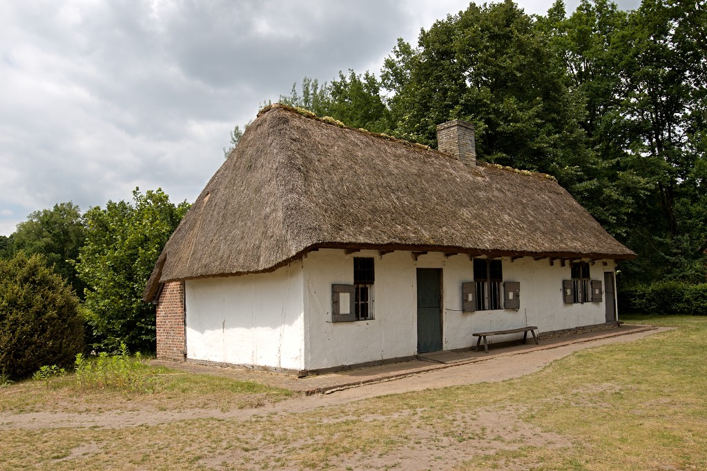 Openluchtmuseum Bokrijk museum belgie hoeve boerderij geit station molen kasteel kerk smidse